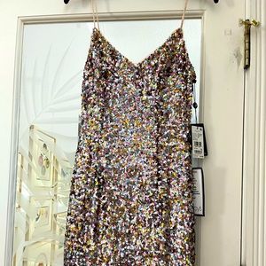 Sequins party dress, over the knee with small flare. NWT 6